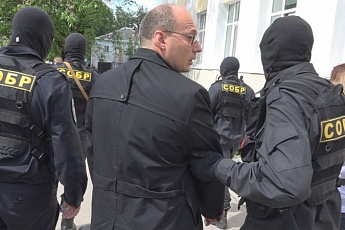 Кадры задержания Фадеева. Фото: rg.ru